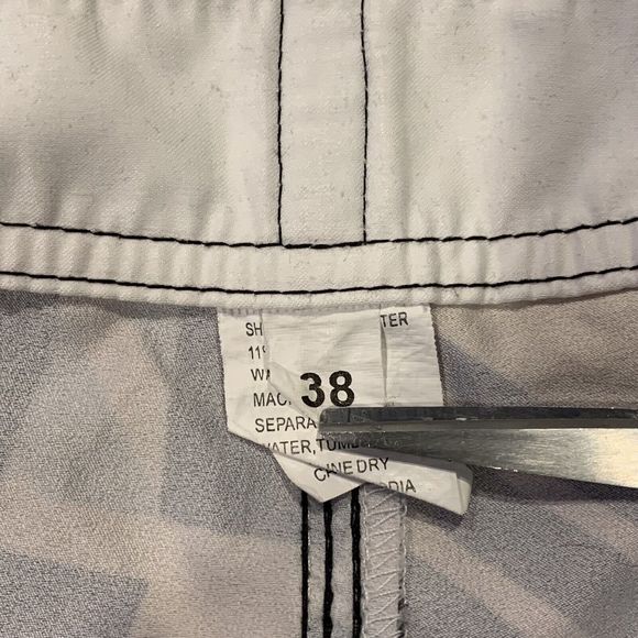 O’neill Men Surfing Swim Board Water Shorts Multicolor Colorful Pockets Size 38 - Picture 6 of 8